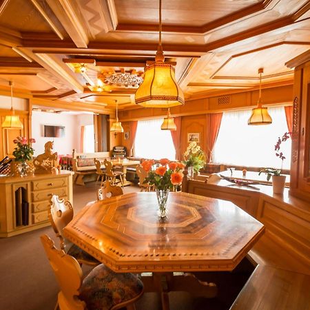 Hotel Franz Anton ザルガンス エクステリア 写真